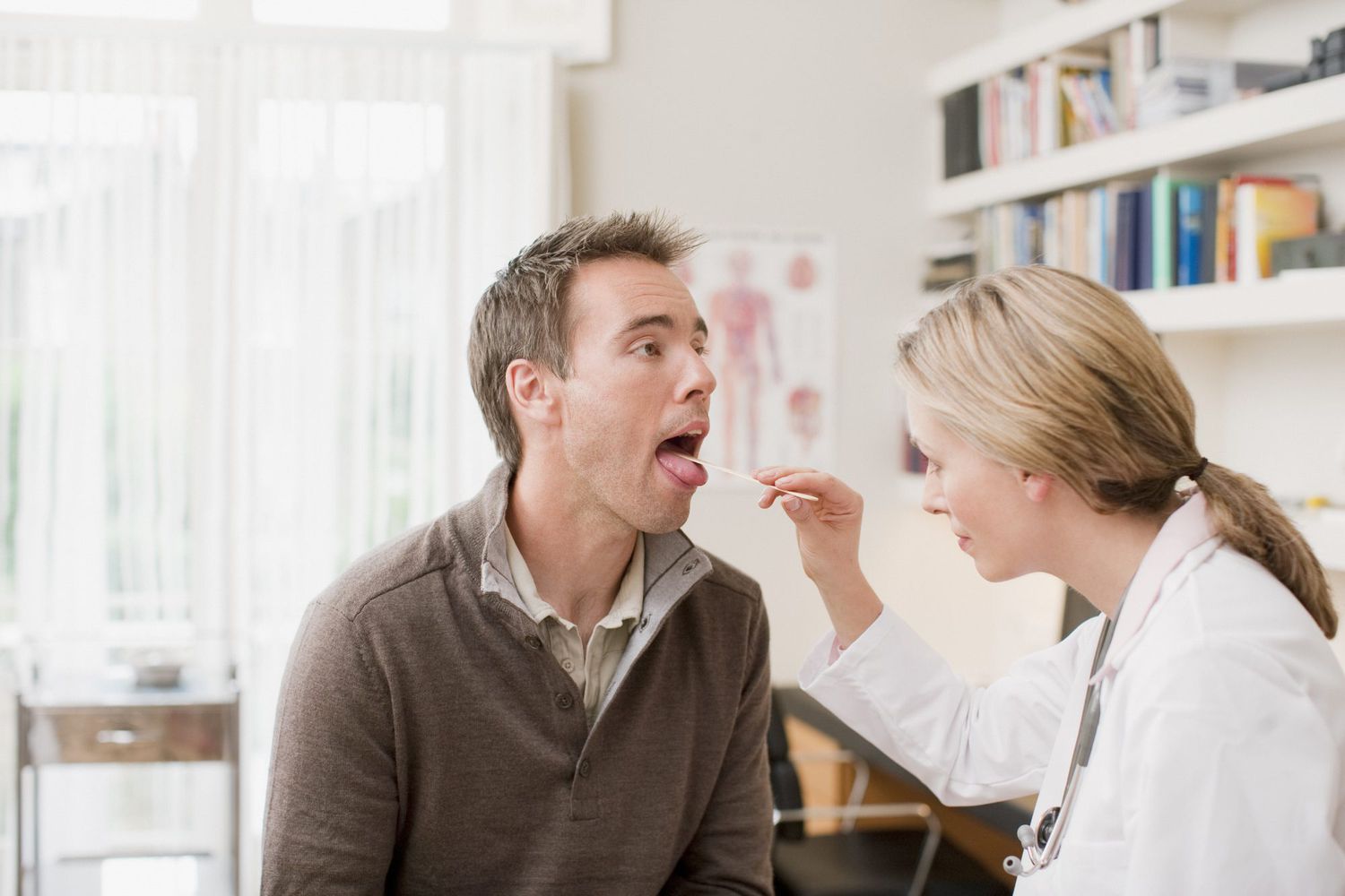 Oral Syphilis Symptoms: Key Signs You Should Not Ignore