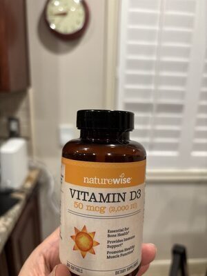NatureWise Vitamin D3 50 mcg (2000 IU) source label used in the packaging illustration