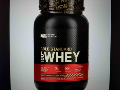 ON Optimum Nutrition Gold Standard 100% Whey Chocolate Hazelnut source label used in the packaging illustration