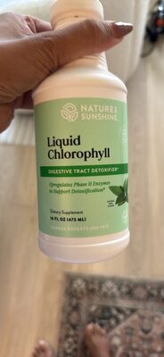 Nature's Sunshine Liquid Chlorophyll Natural Mint Flavor source label used in the packaging illustration