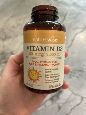 NatureWise Vitamin D3 25 mcg (1000 IU) source label used in the packaging illustration